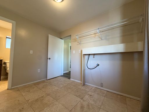 Listing photo thumbnail