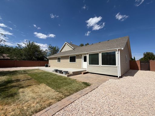 Listing photo thumbnail