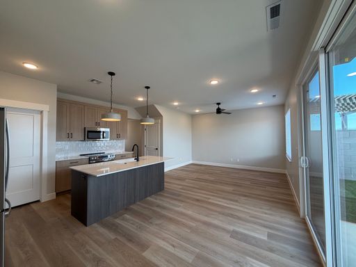 Listing photo thumbnail