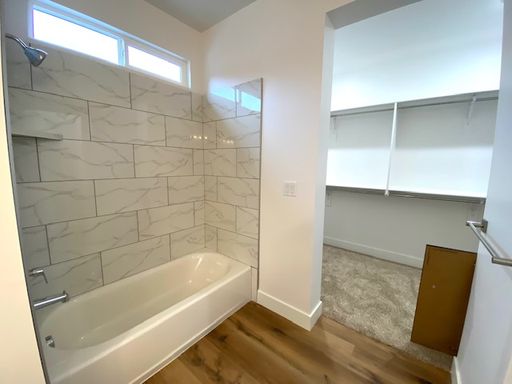 Listing photo thumbnail