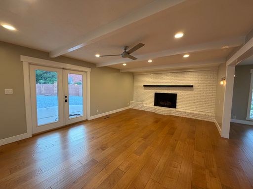 Listing photo thumbnail