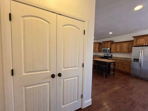 Listing photo thumbnail