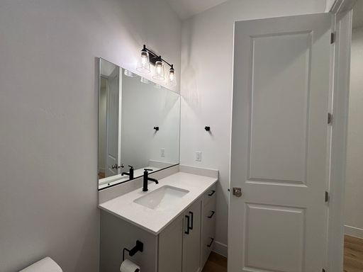 Listing photo thumbnail