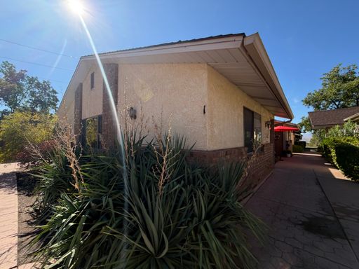 Listing photo thumbnail