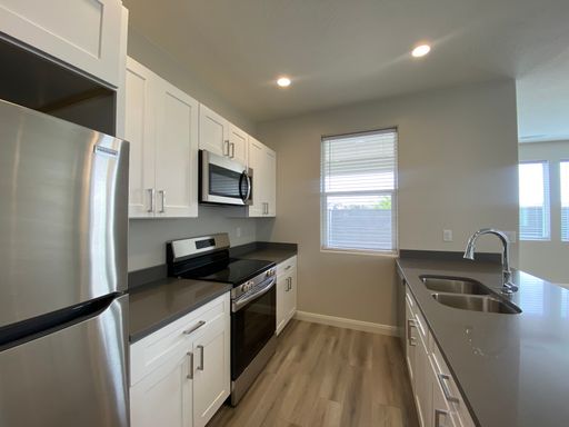 Listing photo thumbnail