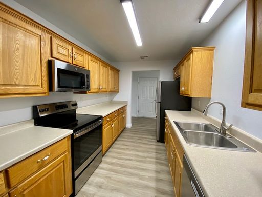 Listing photo thumbnail