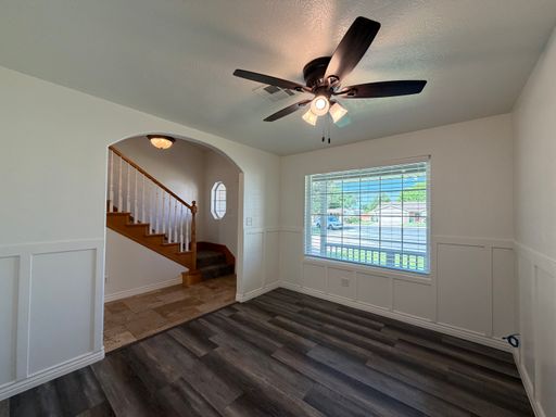 Listing photo thumbnail