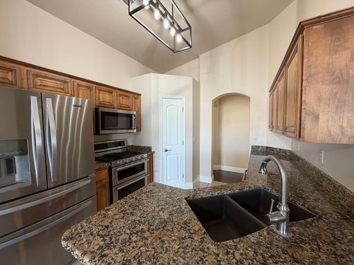 Listing photo thumbnail