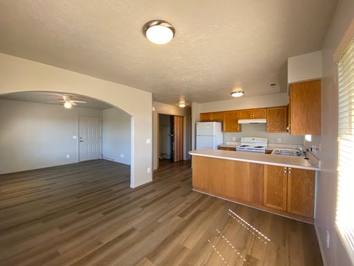 Listing photo thumbnail