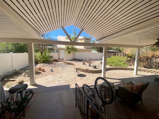Listing photo thumbnail