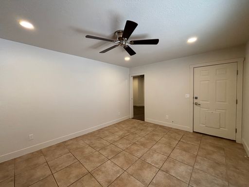 Listing photo thumbnail