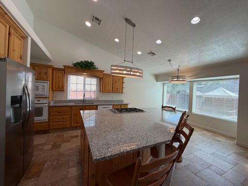 Listing photo thumbnail