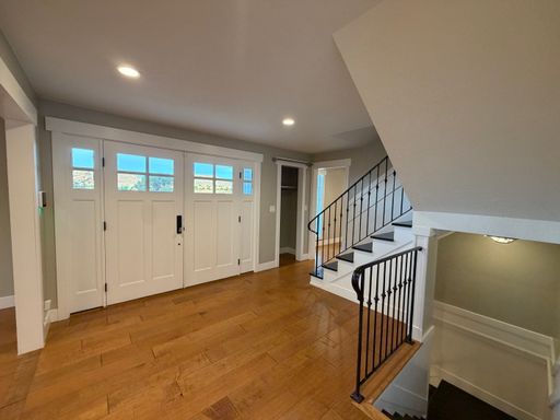Listing photo thumbnail