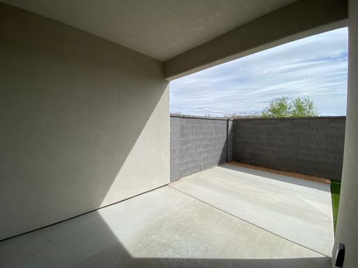 Listing photo thumbnail