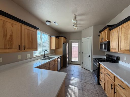 Listing photo thumbnail