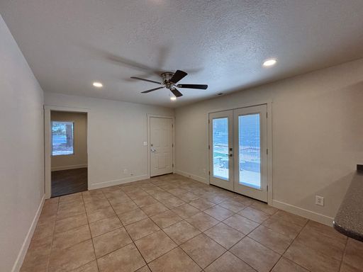 Listing photo thumbnail