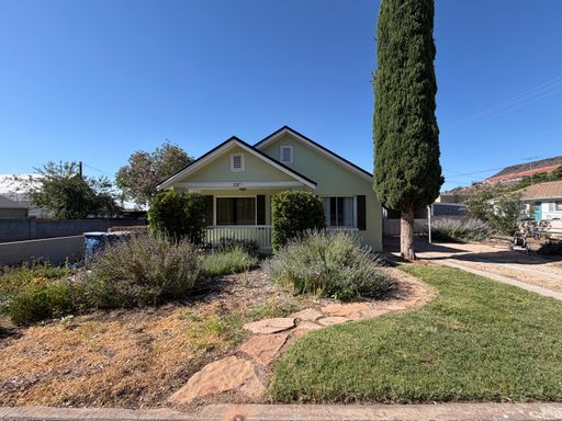 Listing photo thumbnail