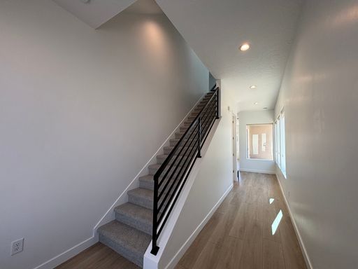 Listing photo thumbnail