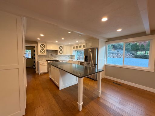 Listing photo thumbnail