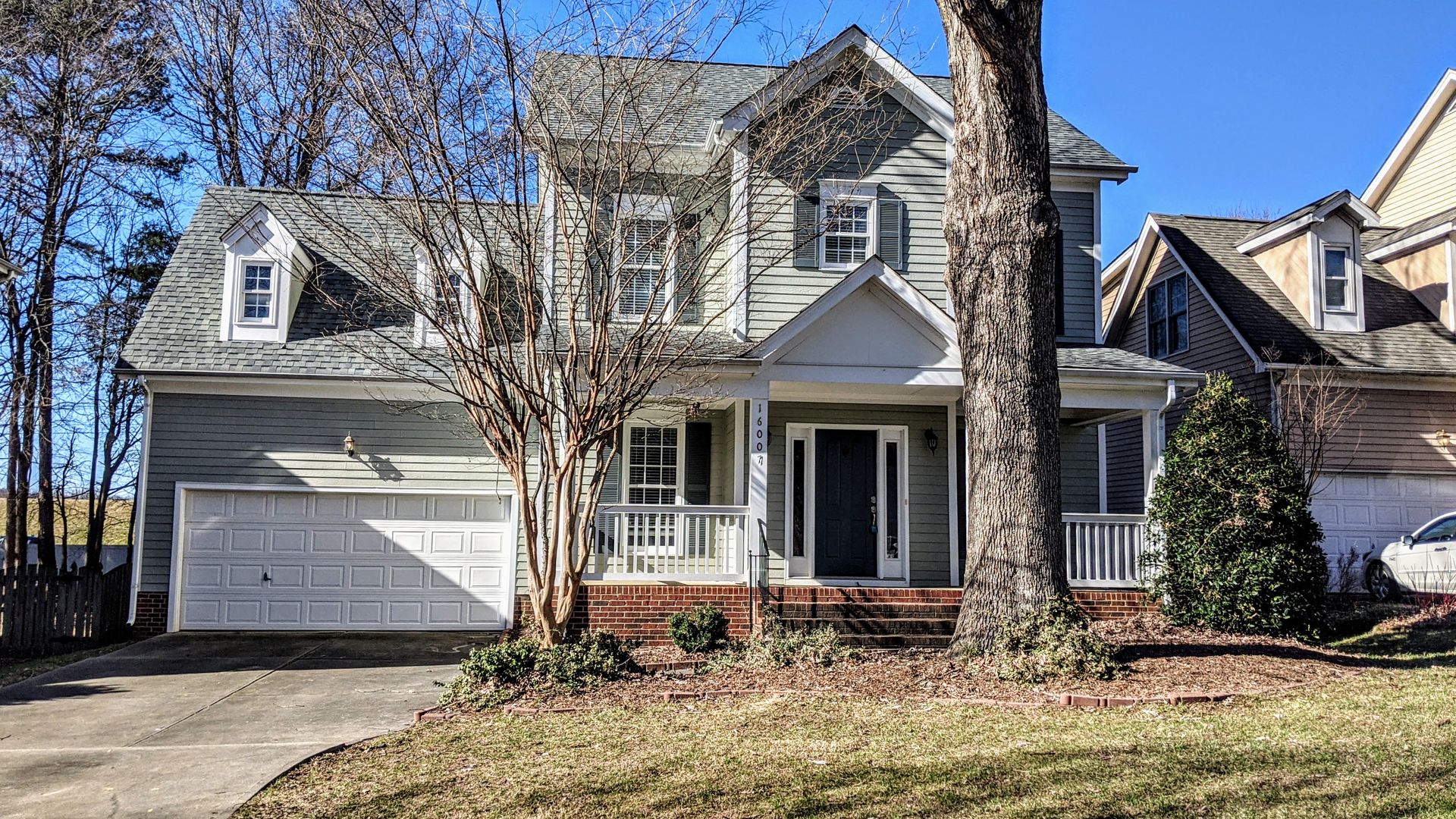 Huntersville House: 16007 Kelly Park Circle