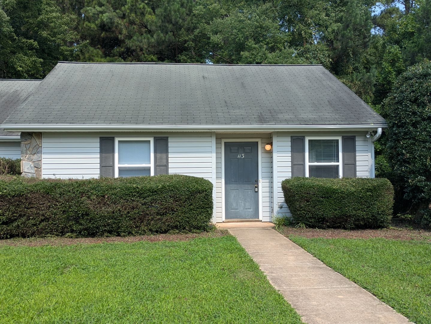 Mooresville House: 113 Birdie Court