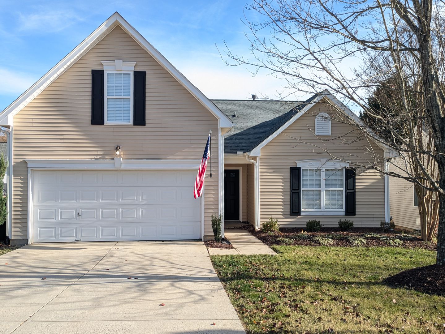 Mooresville House: 134 Nevis Ln