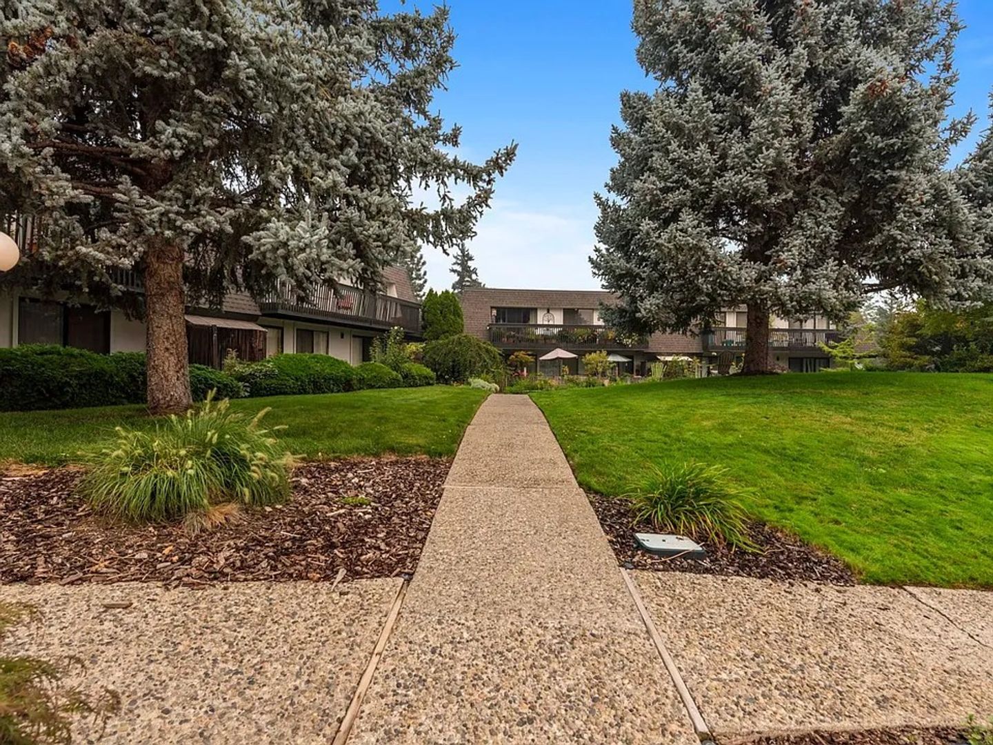 Wenatchee Apartment: 1311 Westwood Avenue