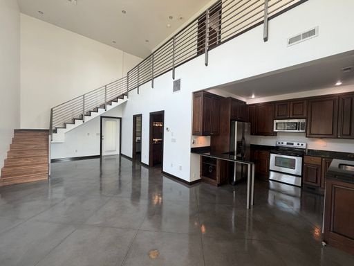 Now renting amazing 1 bedroom