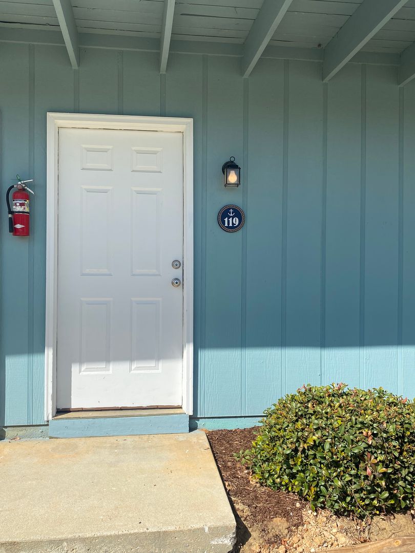 Andalusia Apartment: 100 Captain's Quarters Dr.