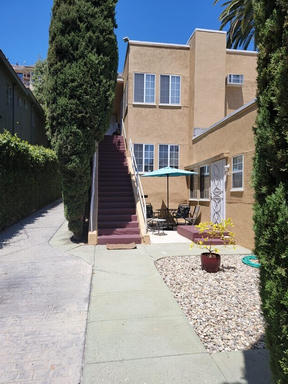 Come home to 1945 Wilcox Ave – photo 1