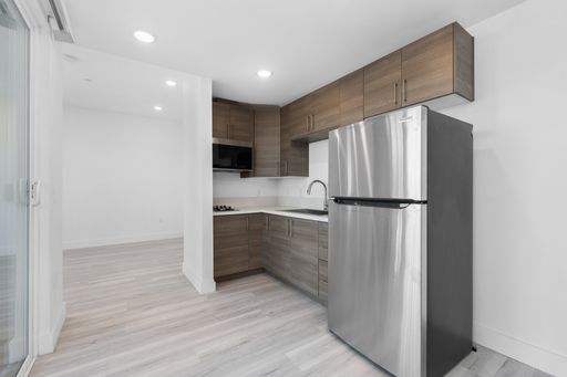 Your New Haven Awaits | ST Living at 549 N Heliotrope – photo 1