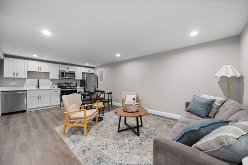 8344 Delmar Blvd BSMT Unit D – photo 1