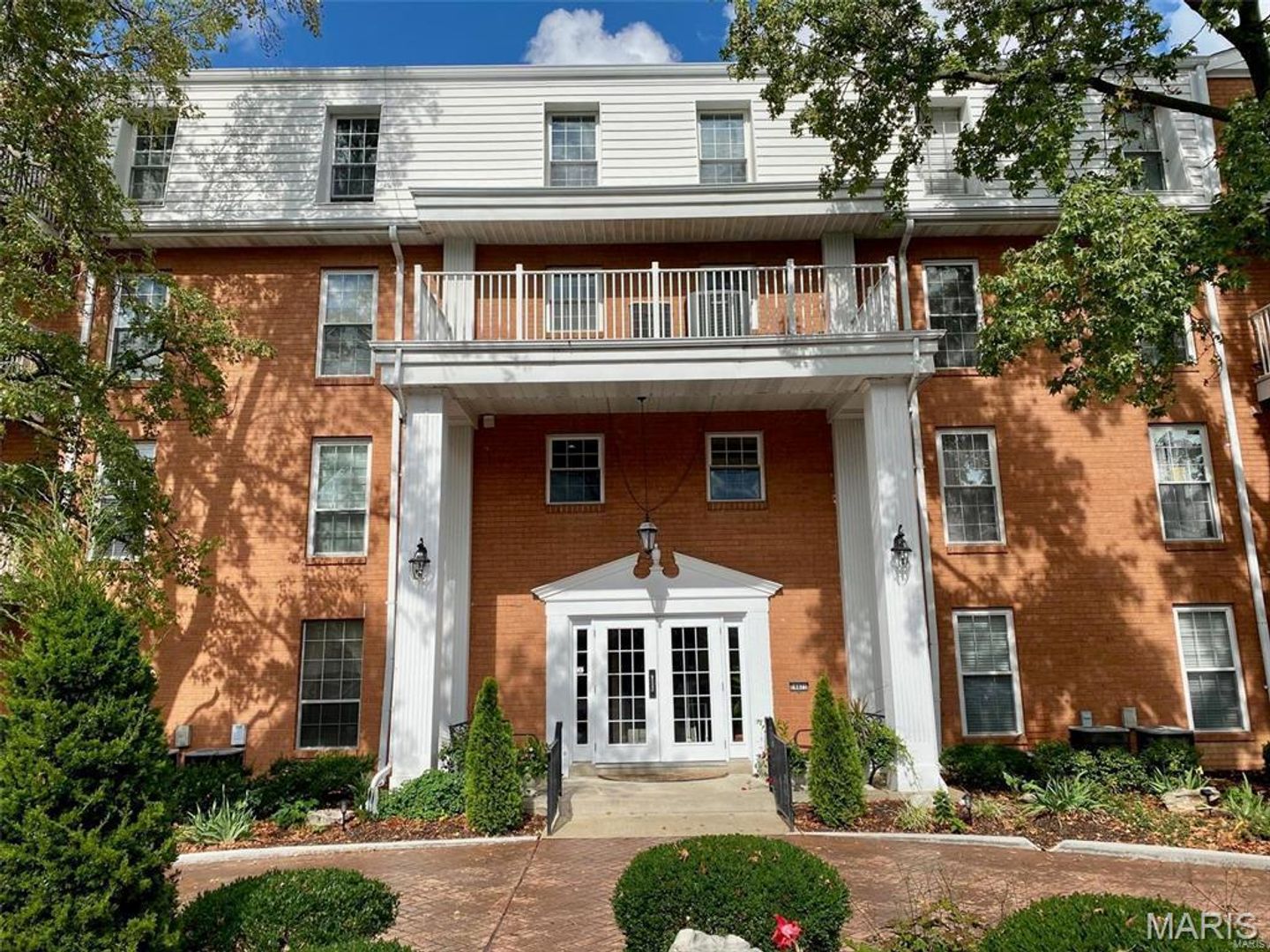 Chesterfield Condo: 14471 Bantry Lane