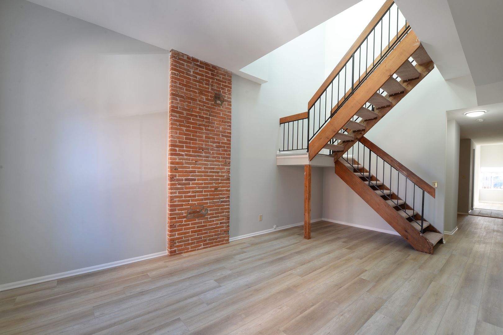 St. Louis Apartment: 1804-1806 South 8th Street
