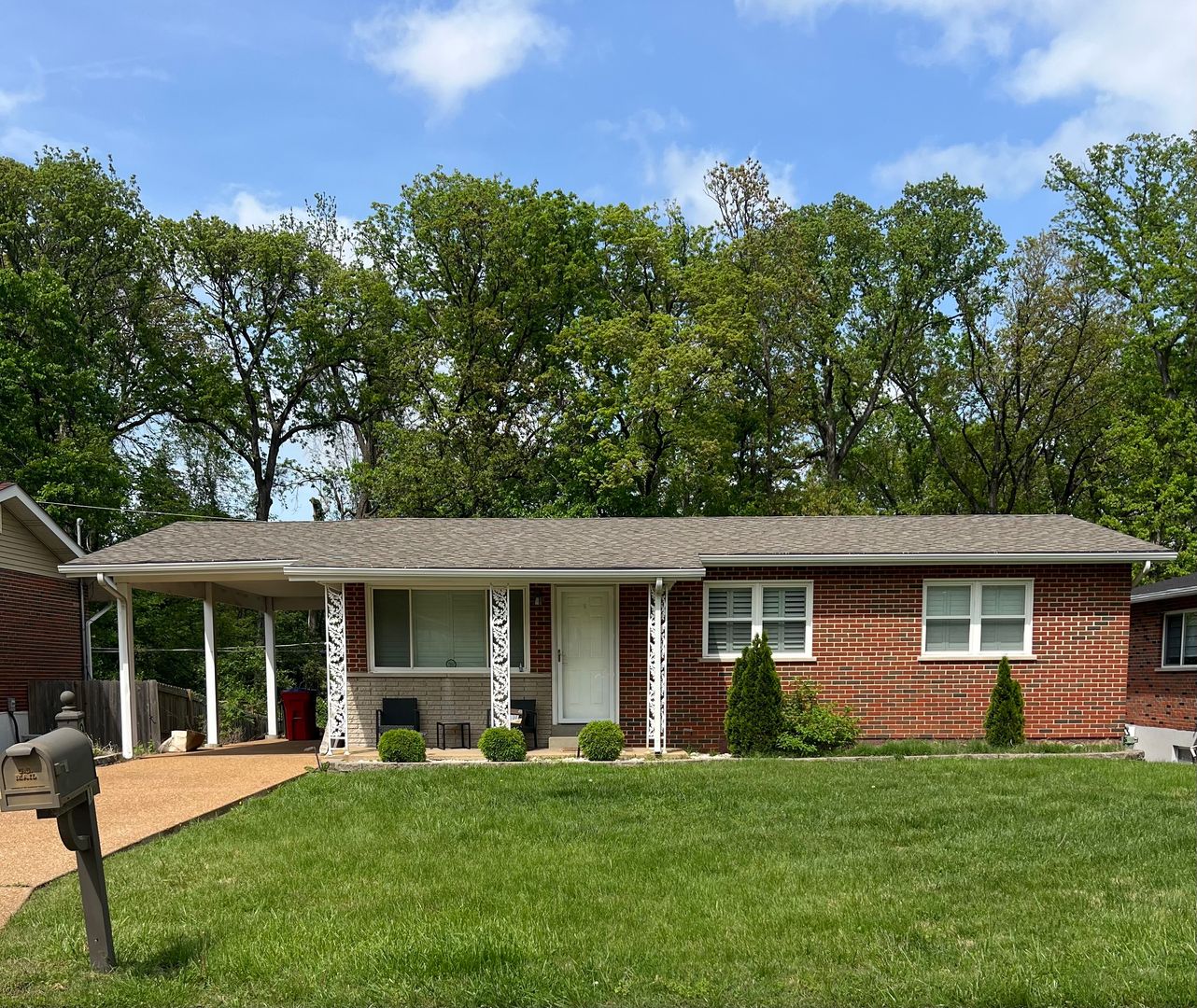 St. Louis House: 9531 Alix Dr.