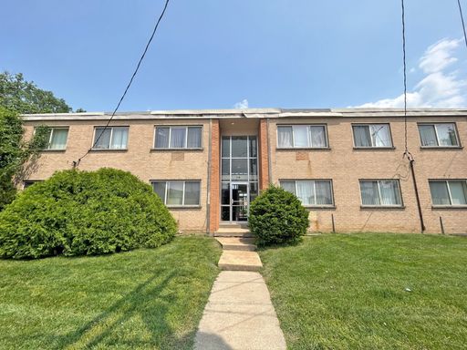 9011 Olive Blvd, 1d