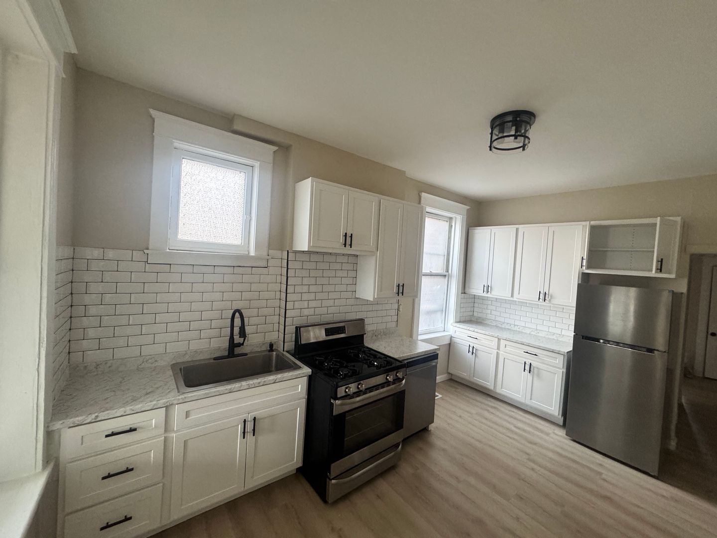 St. Louis Condo: 6109 Virginia Ave #1G