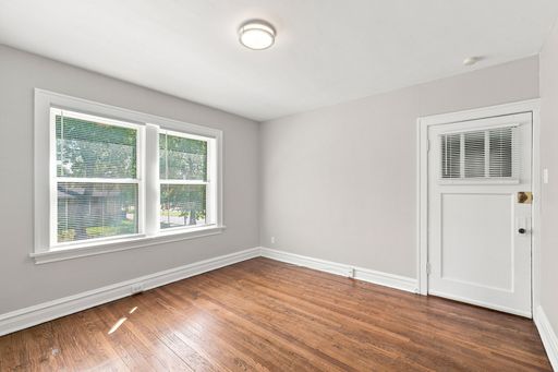 Apartment for Rent – photo 1