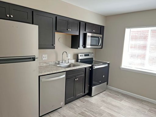 5468 Cologne Ave Apt B – photo 1