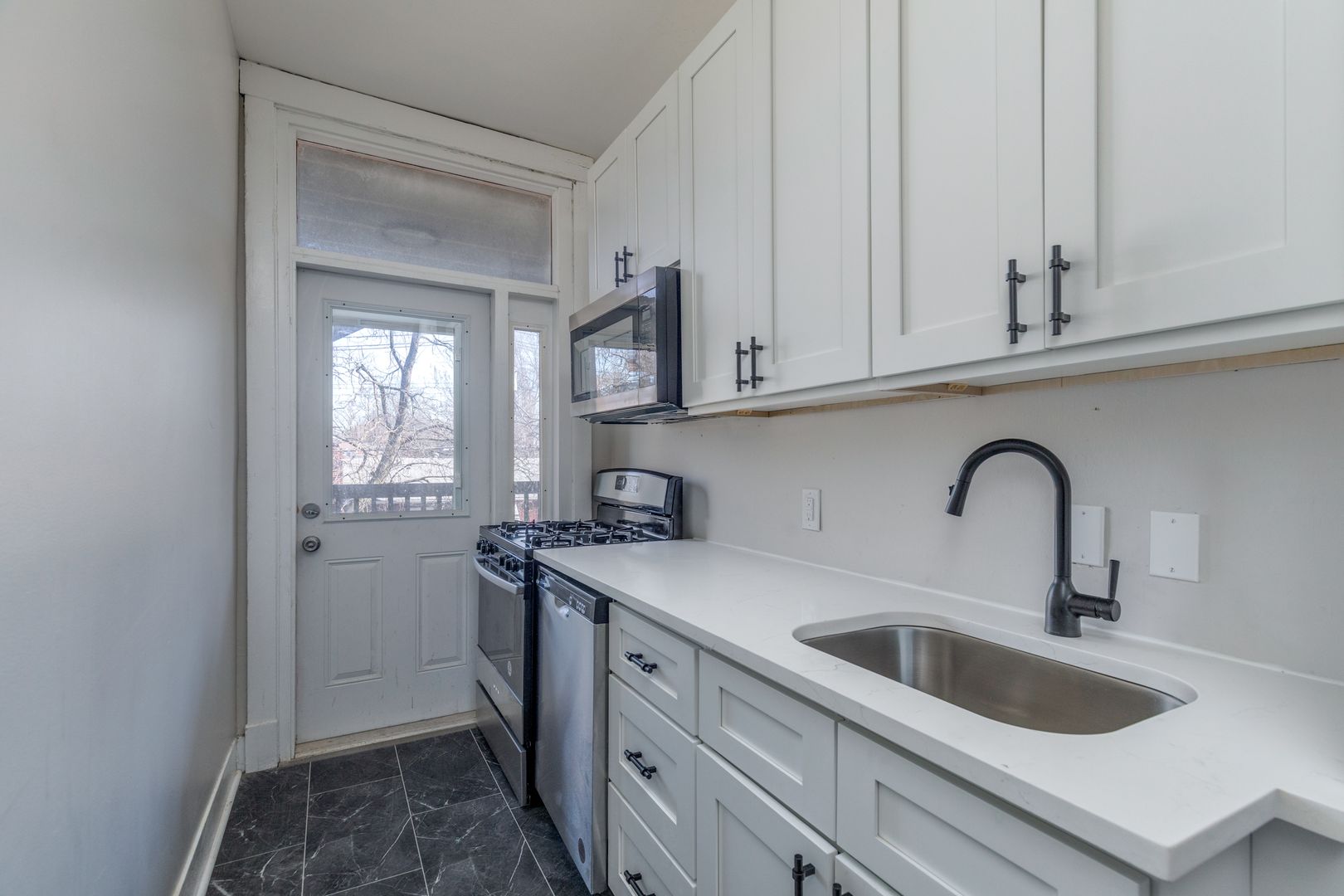 St. Louis Apartment: 1340 McCausland