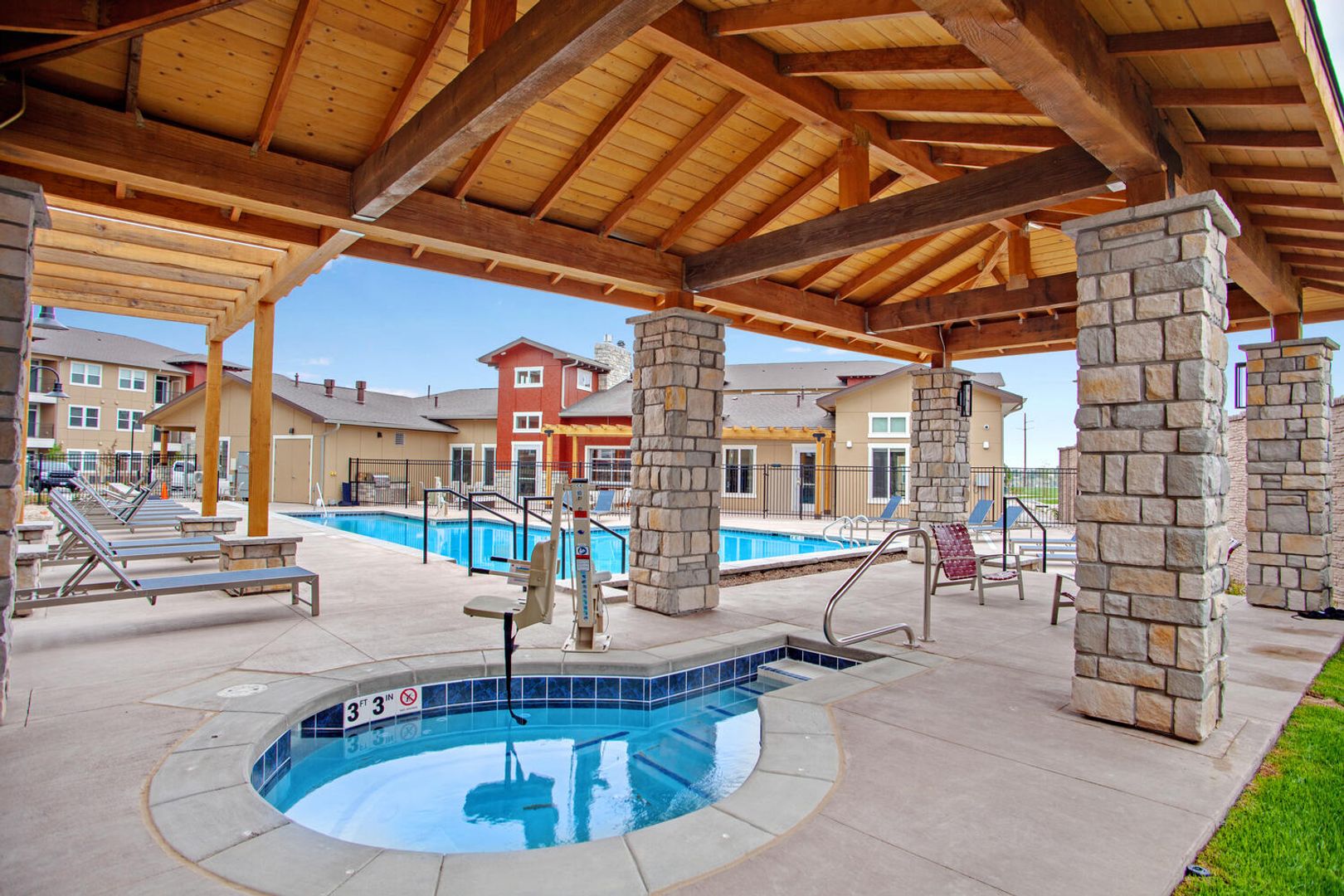 Pool at Wildhorse at Tuscany (8 of 8)