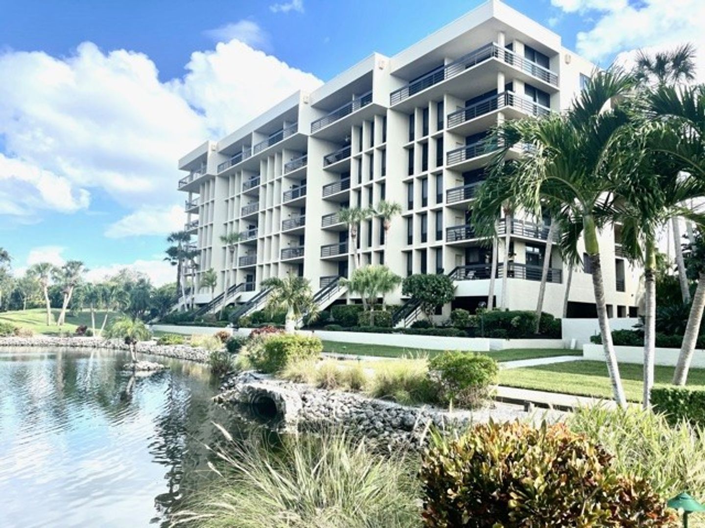 Longboat Key Condo: 1095 Gulf of Mexico Unit 104