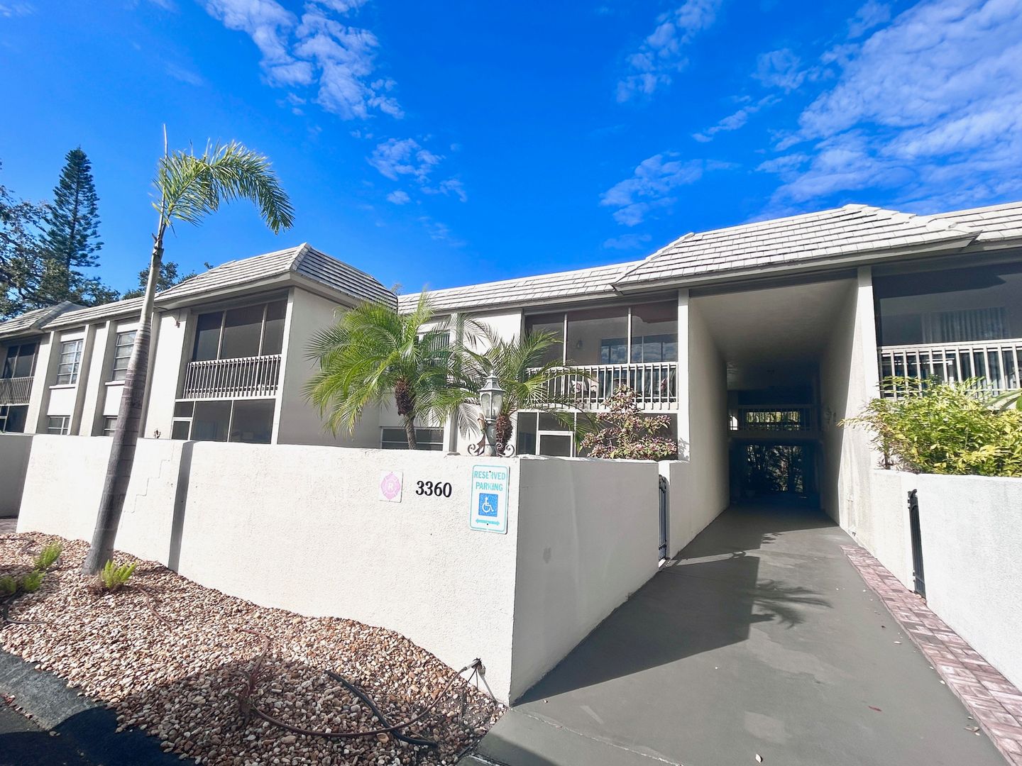 Sarasota House: 3360 Osprey Ave Unit 210B