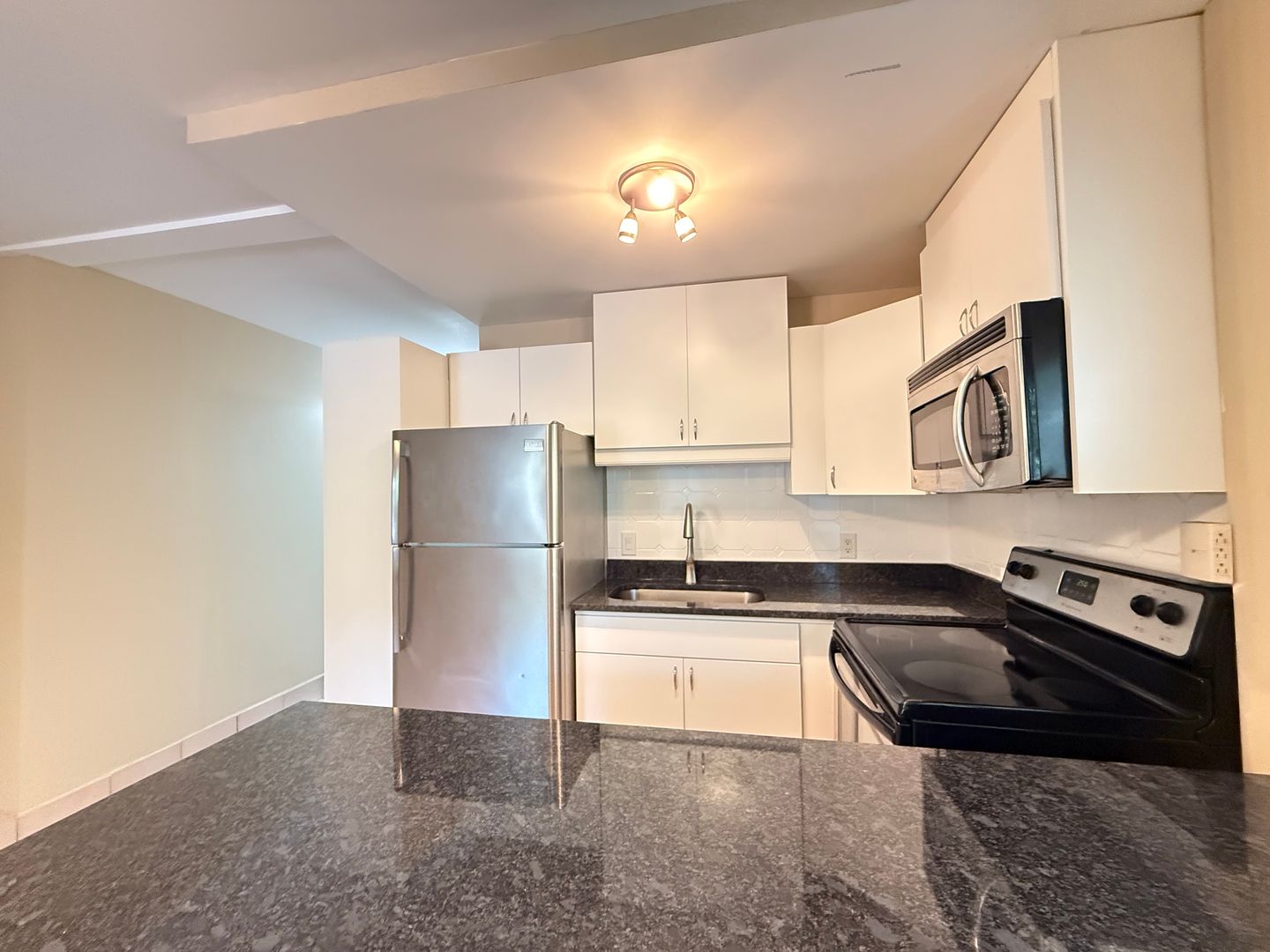 Sarasota Apartment: 1636-1640 Laurel Street