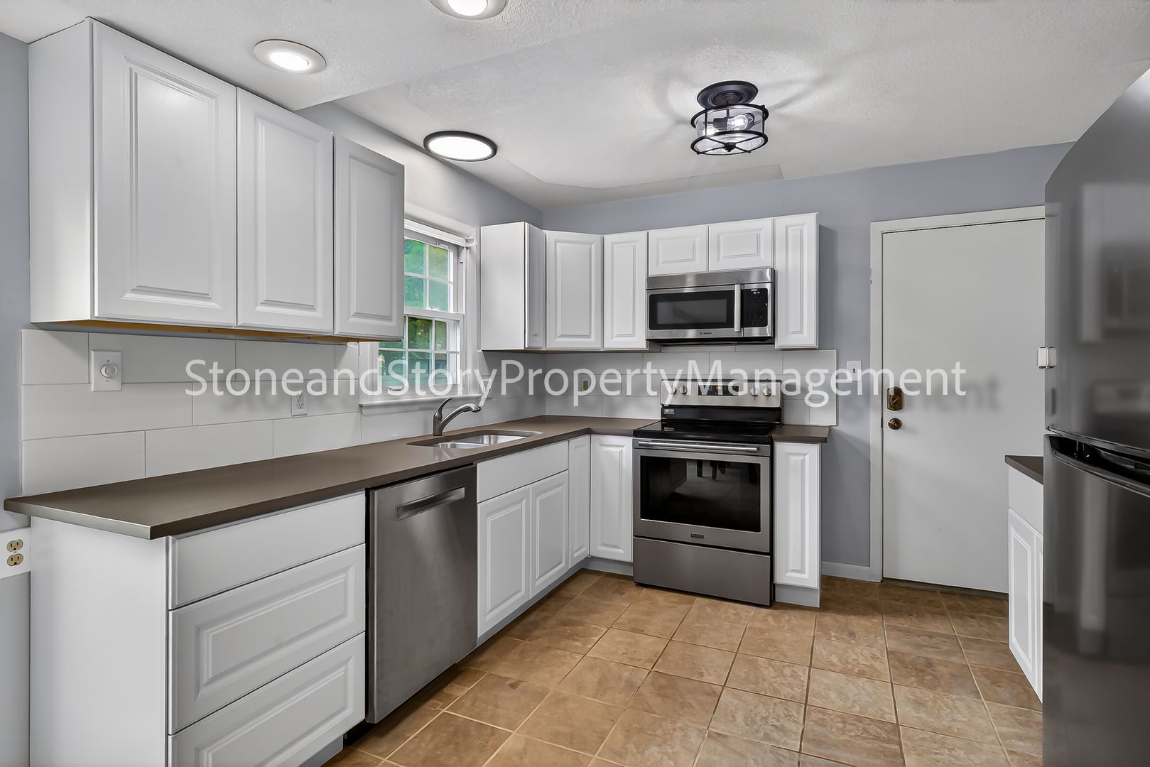 Topeka House: 3125 SW Mulvane ST