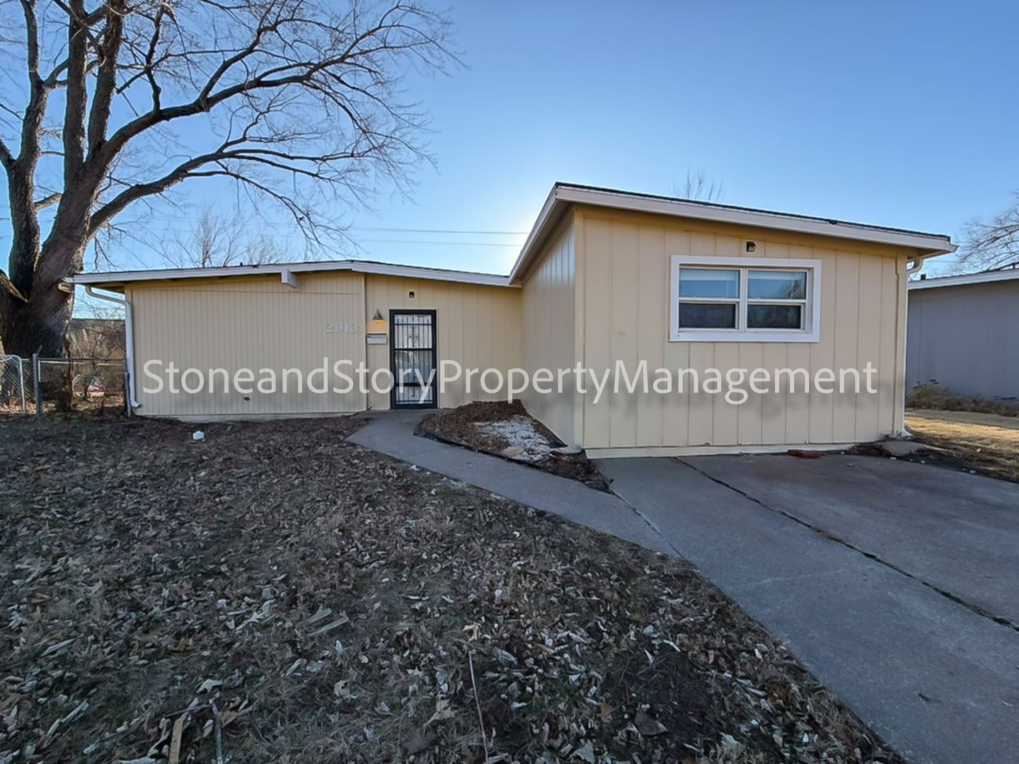 Topeka House: 2913 SW Twilight DR