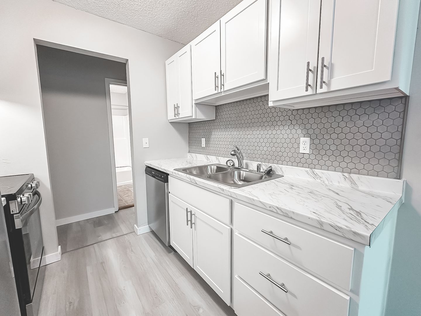 Brooklyn Park Apartment: 6800- 6810 63rd Avenue