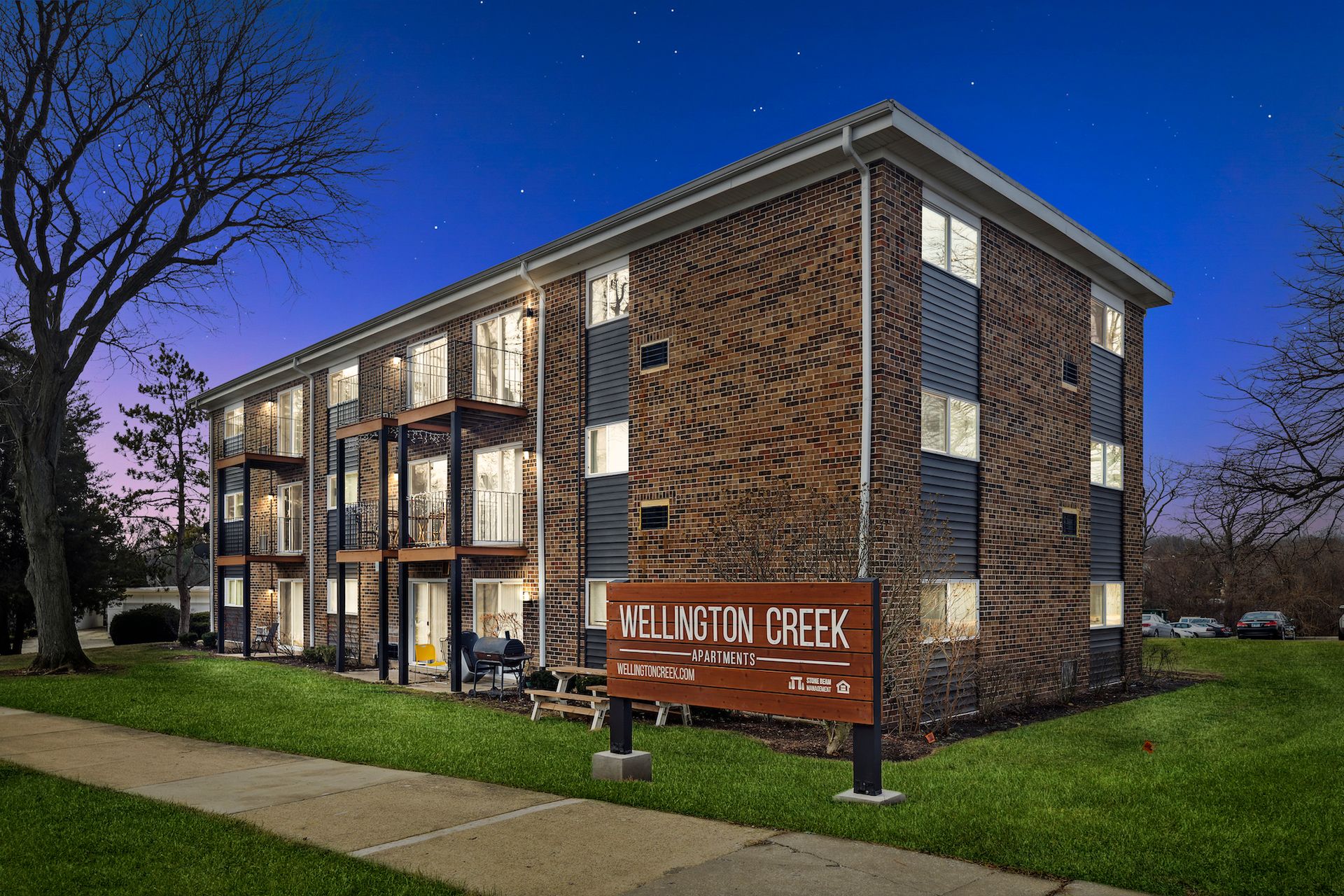 Lisle Apartment: 2940 Wellington Ave
