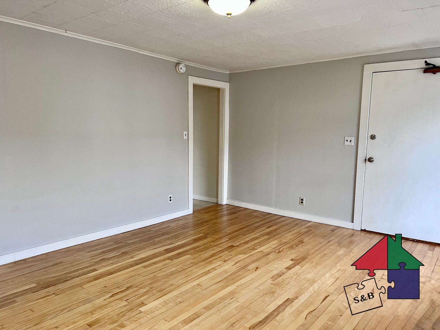 Montpelier Apartment: 249 Elm Street