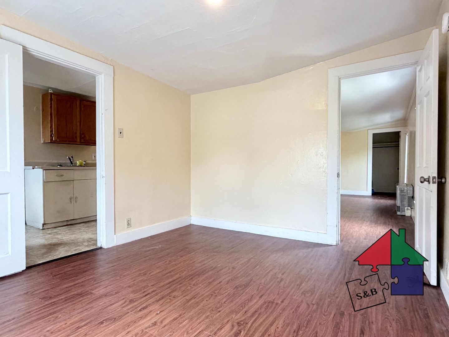 Barre Apartment: 69 Perry St